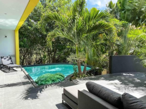 Villa Contour Curacao with pool next to Jan Thiel, Jan Thiel